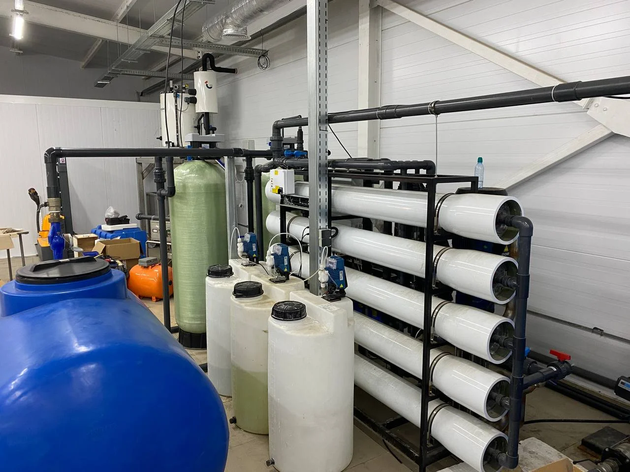 Ввели в эксплуатацию обратный осмос для пищевого производства. 7,5 м³/ч из солоноватой воды